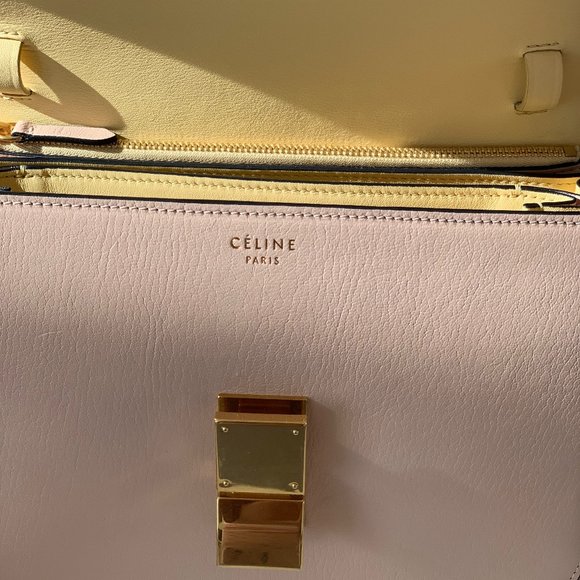 Authentic CELINE Goatskin Medium Classic Box Flap - Picture 4 of 10